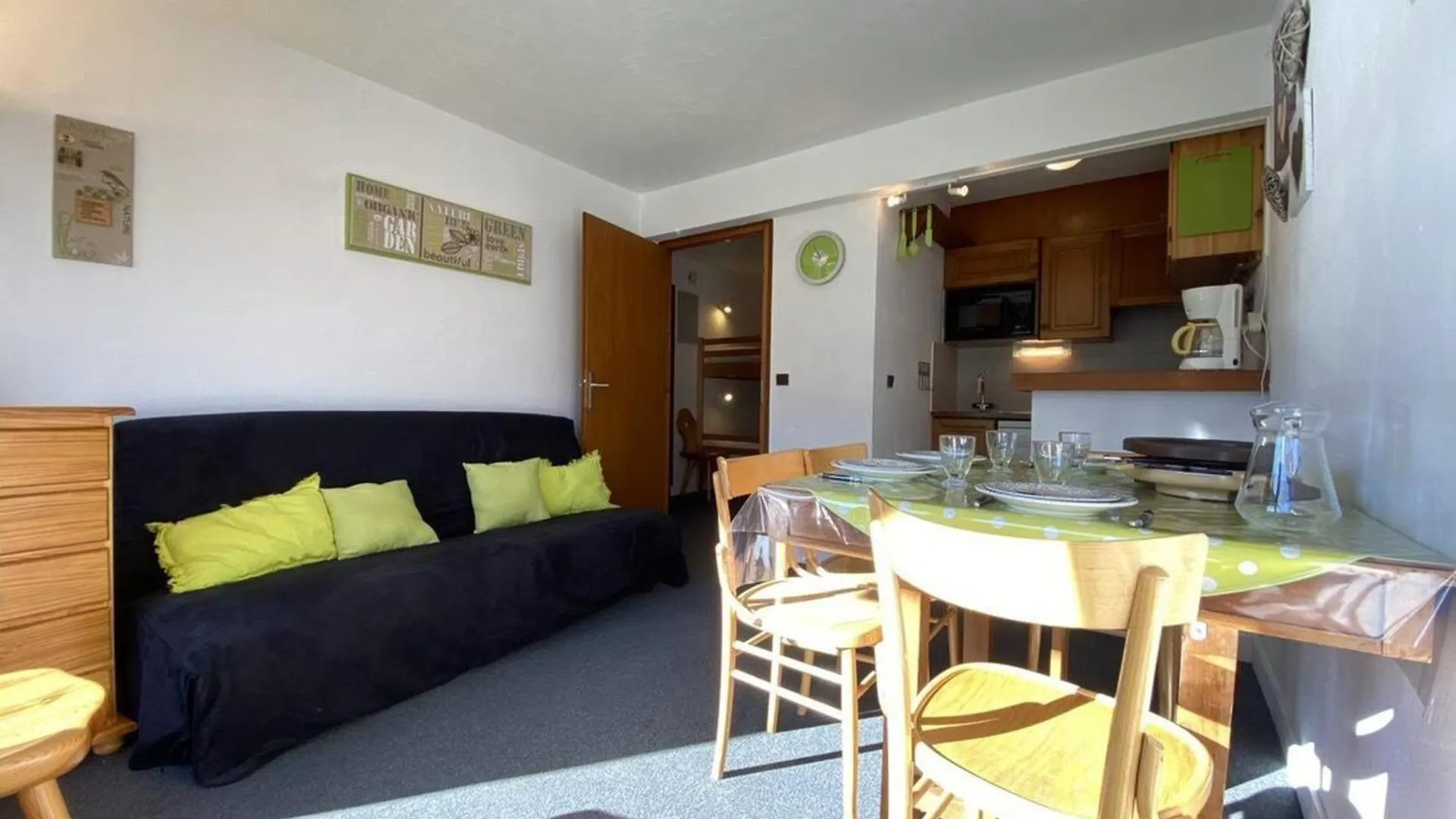 Appartement 2 Pieces Cabine Avec Balcon, Proche Village Et Pistes - Praz Sur Arly - 5 Pers. - Fr-1-603-101 Apartment